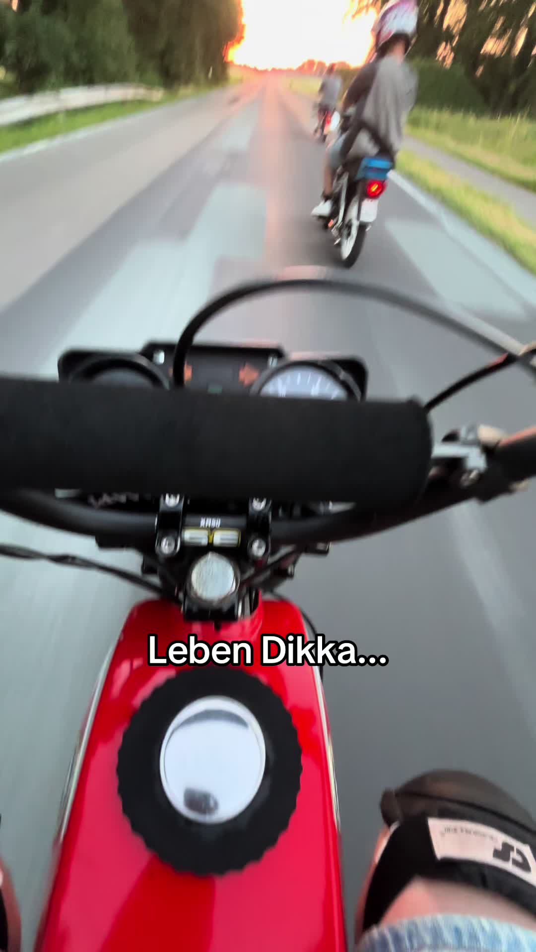@felixmit_f