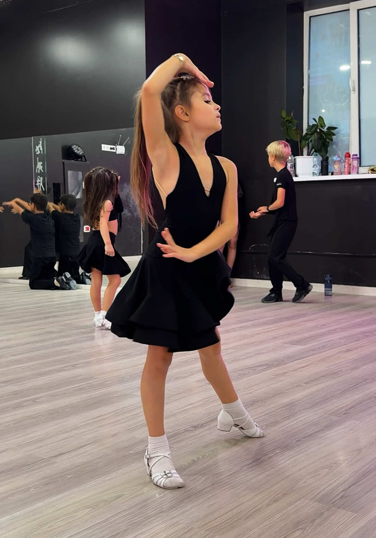 @mykolaienko.dance