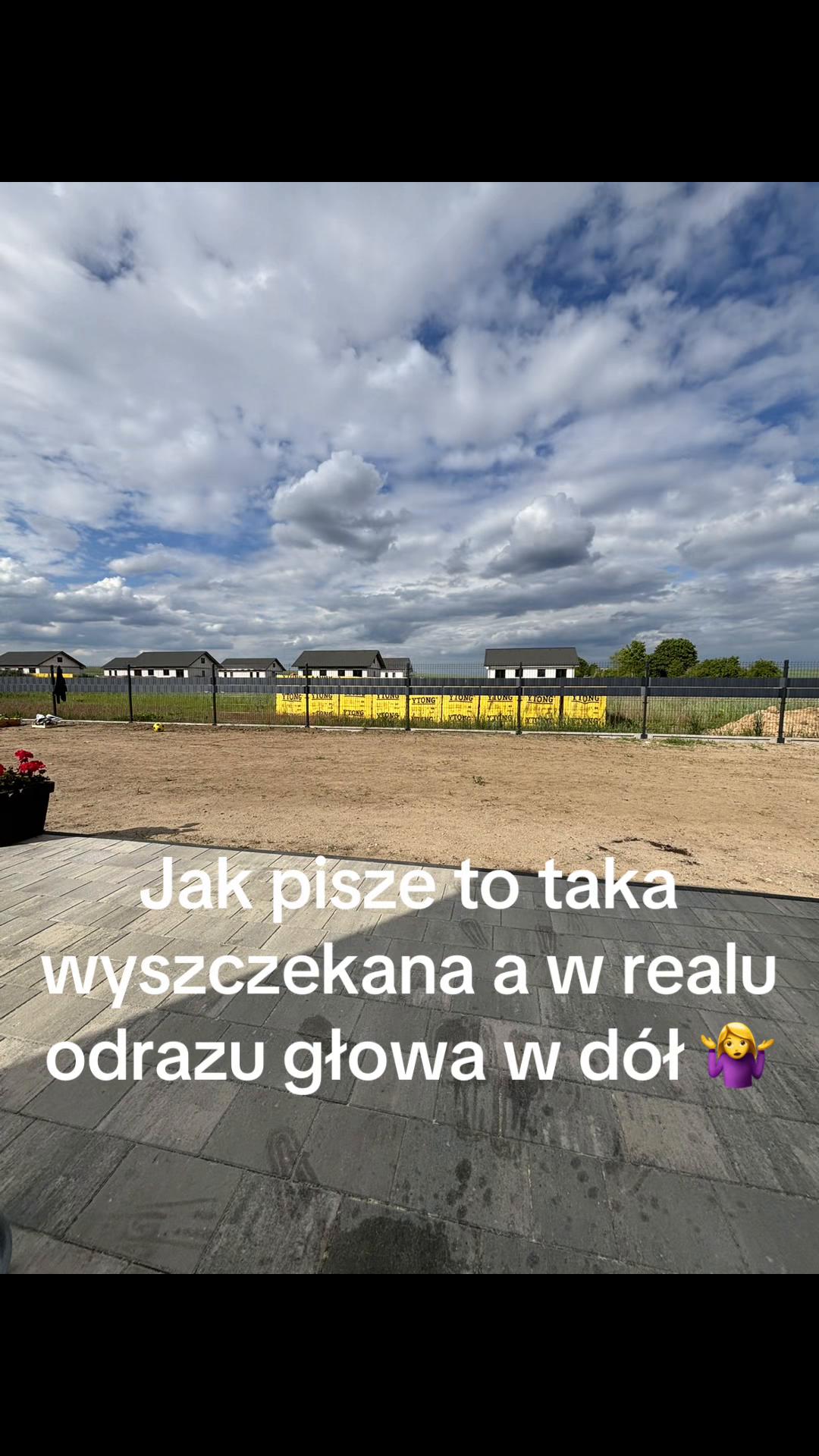 @😳