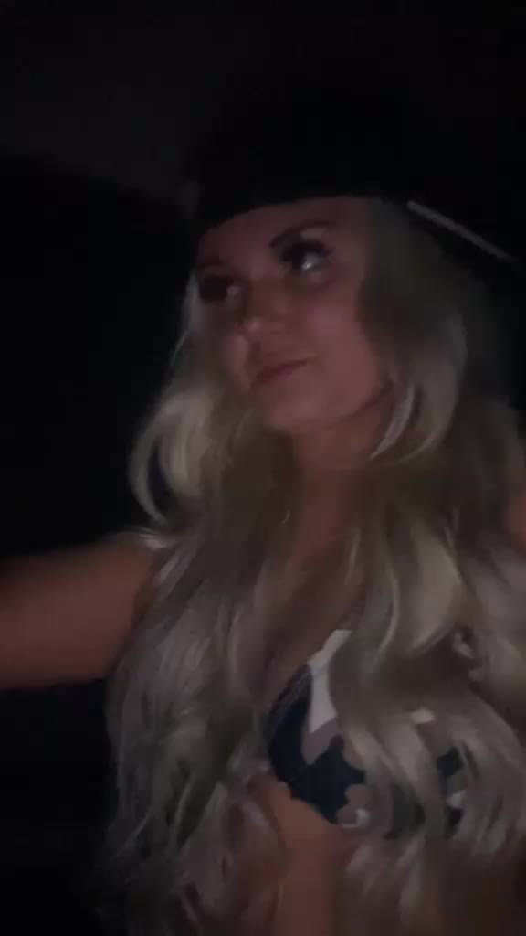 @chloechurella7.3