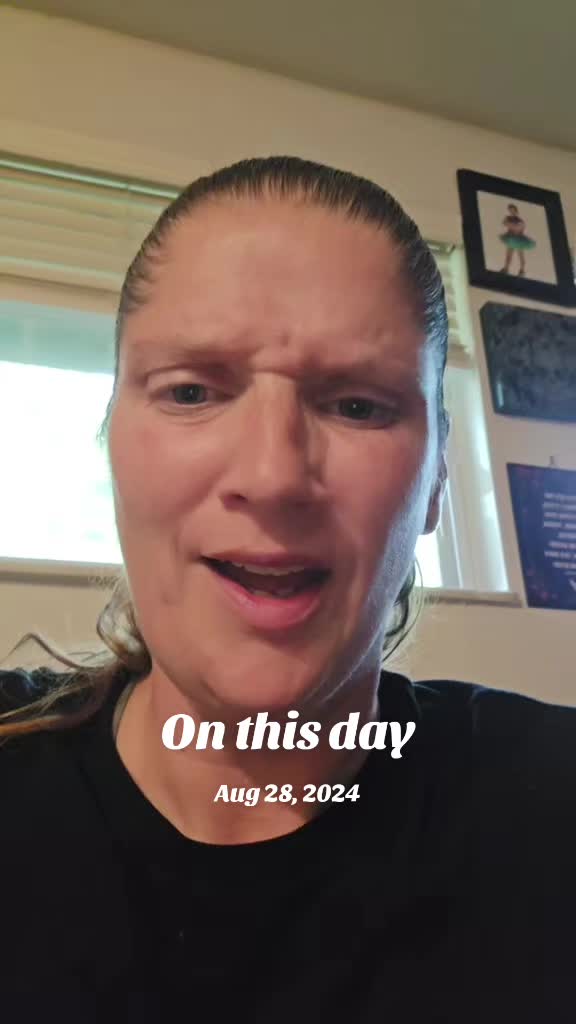 @Day_ Dreamer_44