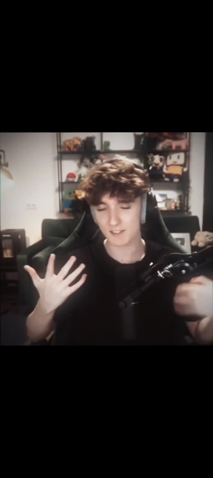 @𝓟𝓵𝓪𝓽𝓲𝓷 𝓕𝓪𝓷𝓹𝓪𝓰𝓮