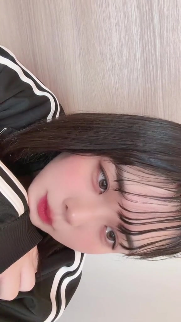 @りな