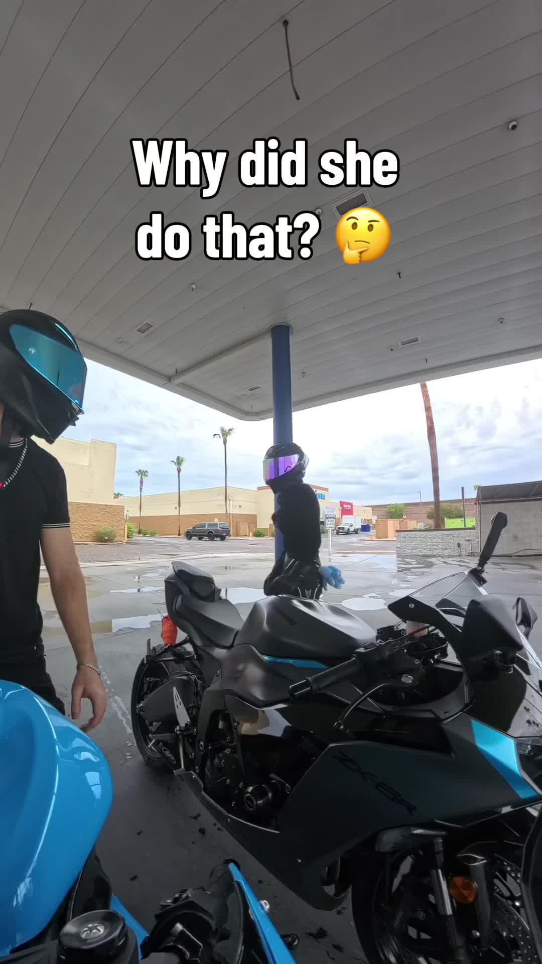 @Moto Moe