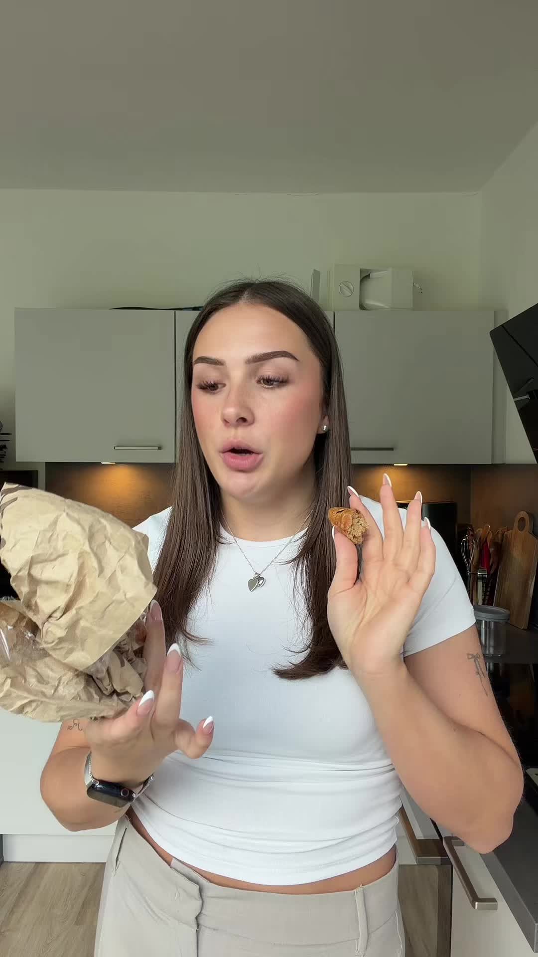 @𝓙𝓪𝓷𝓪 💛