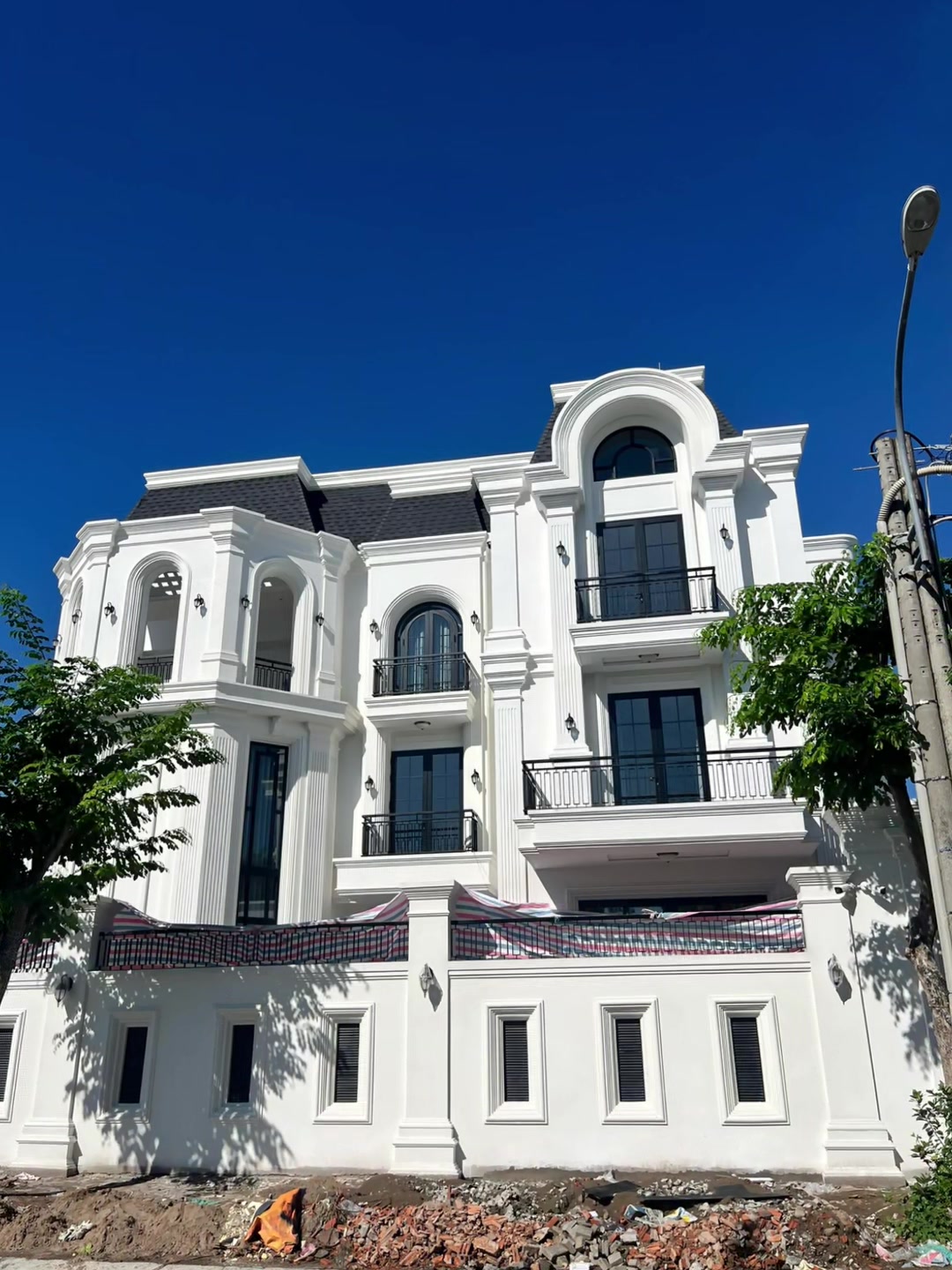 @Việt Sơn - Giải Pháp Cửa