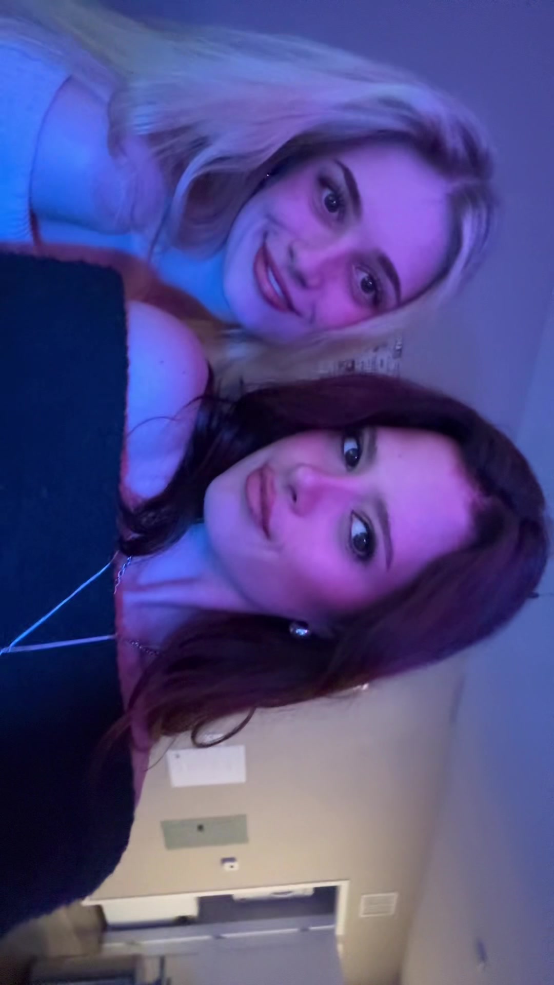 @Isabella