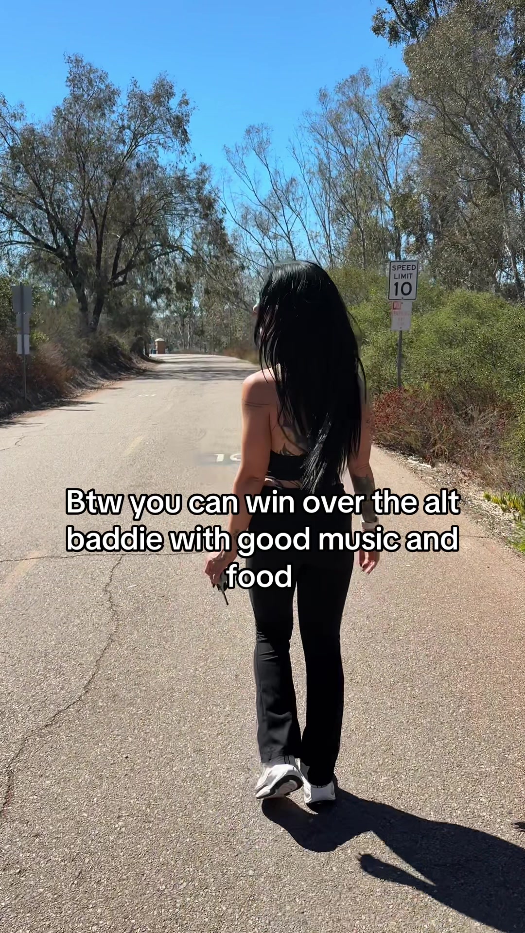 @pineappleprincess_37