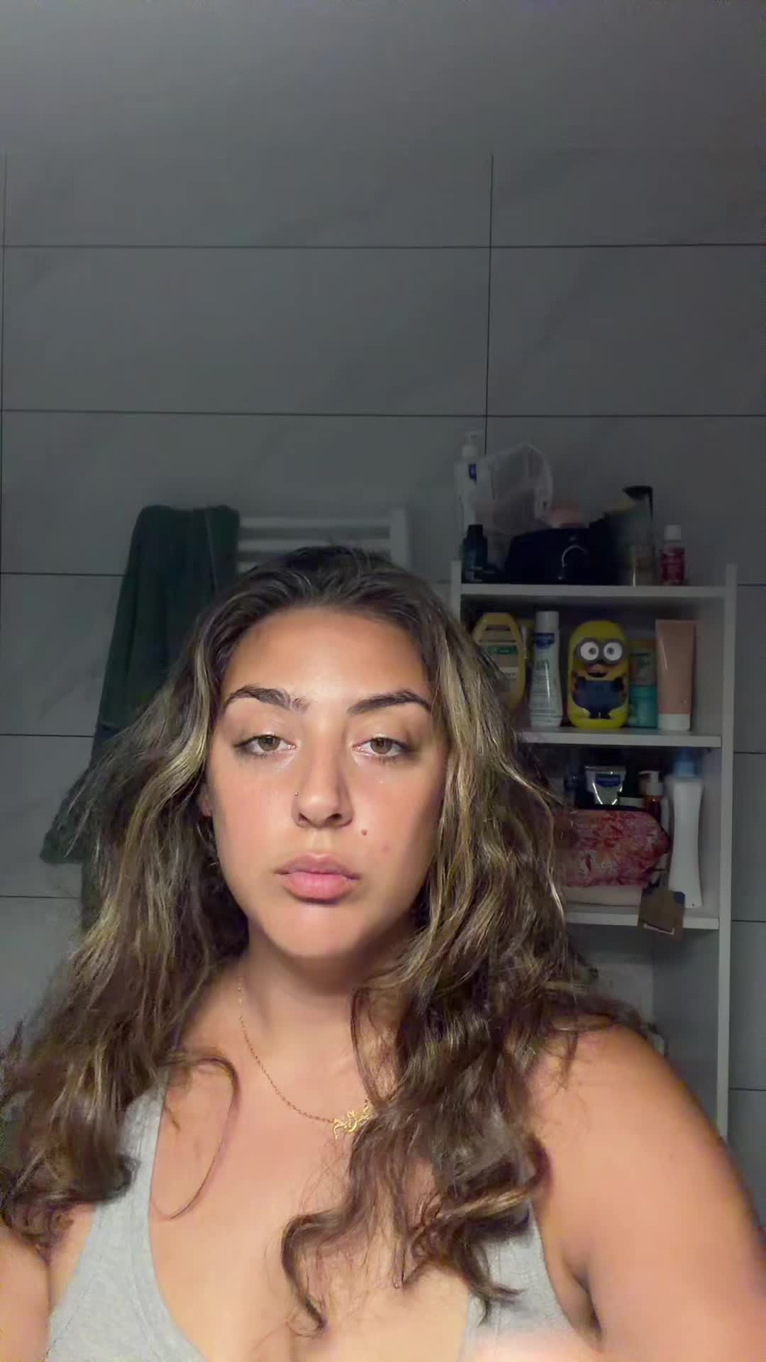@Minimyra_B