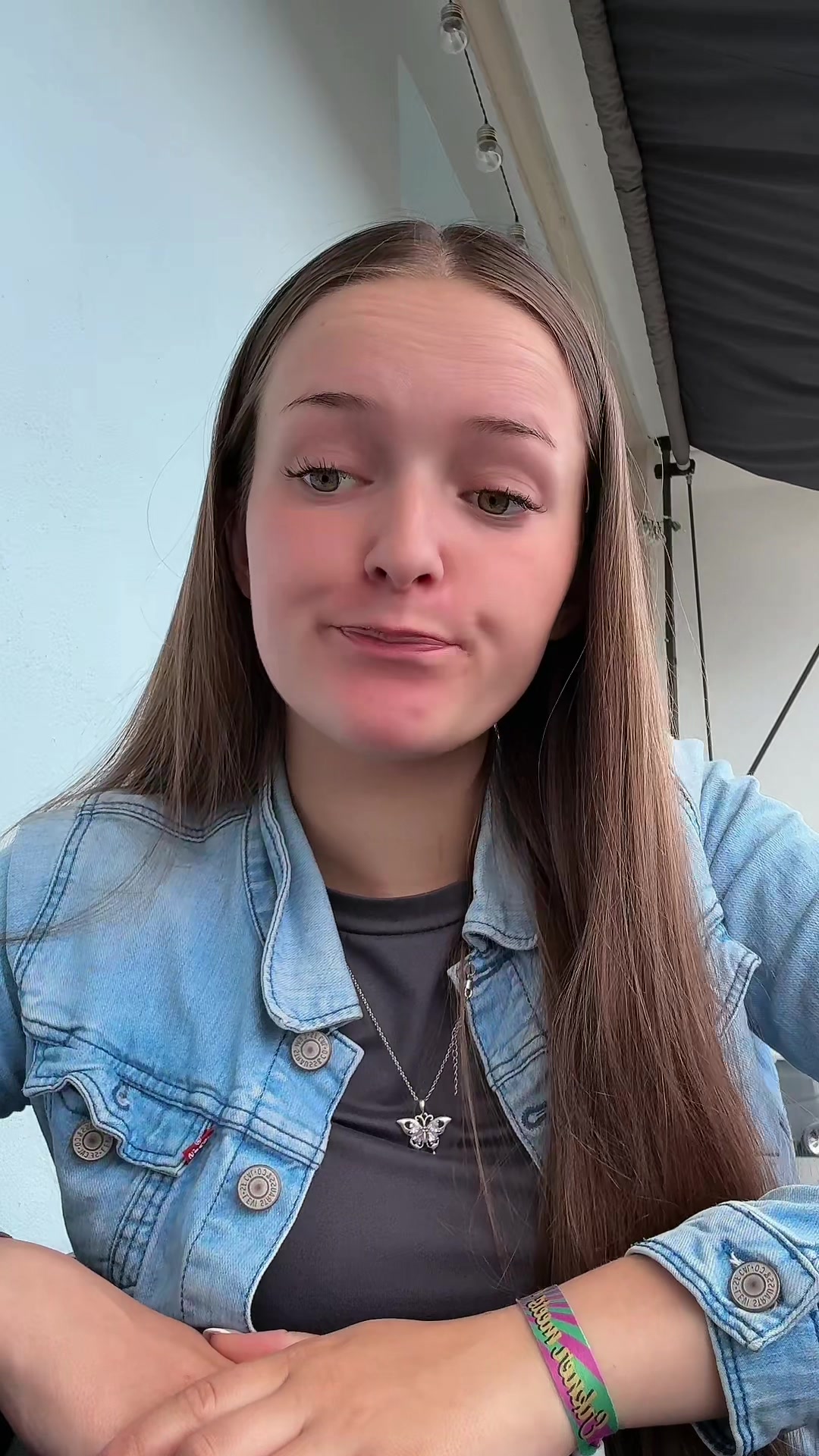 @diesetoni_
