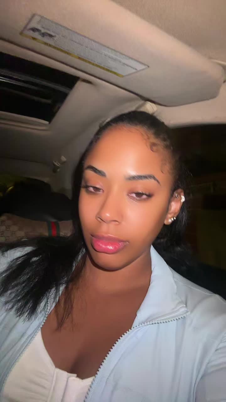@Ambarix🌸