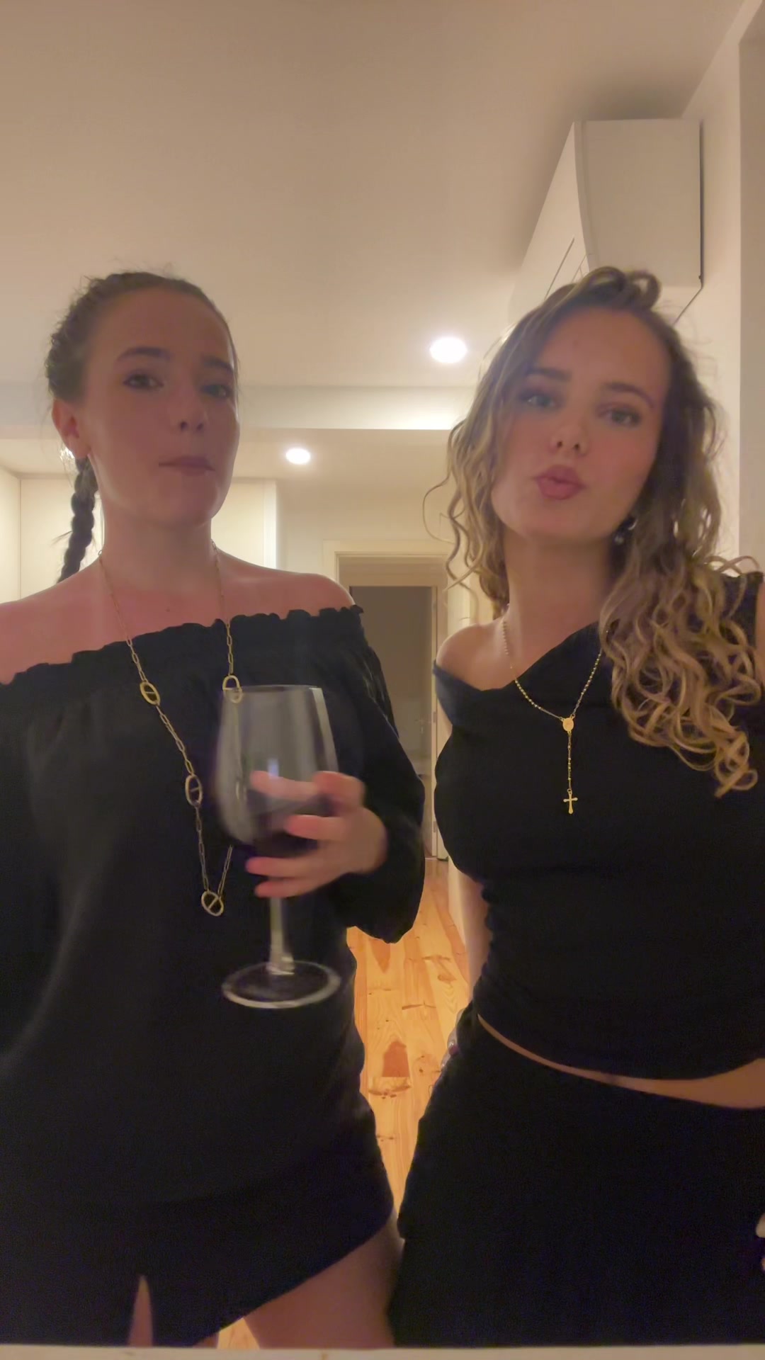 @cordeliamngn
