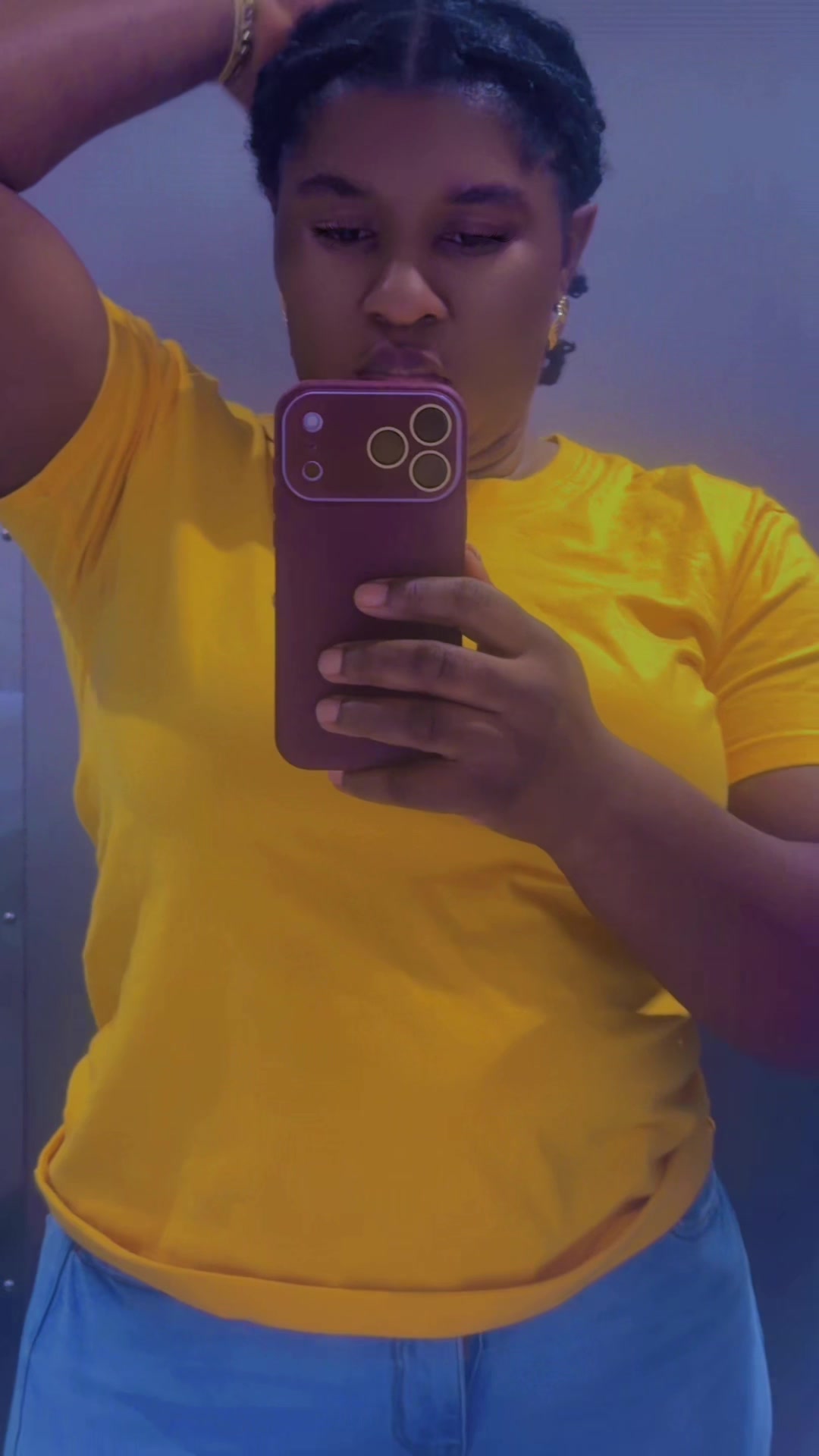 @Dora