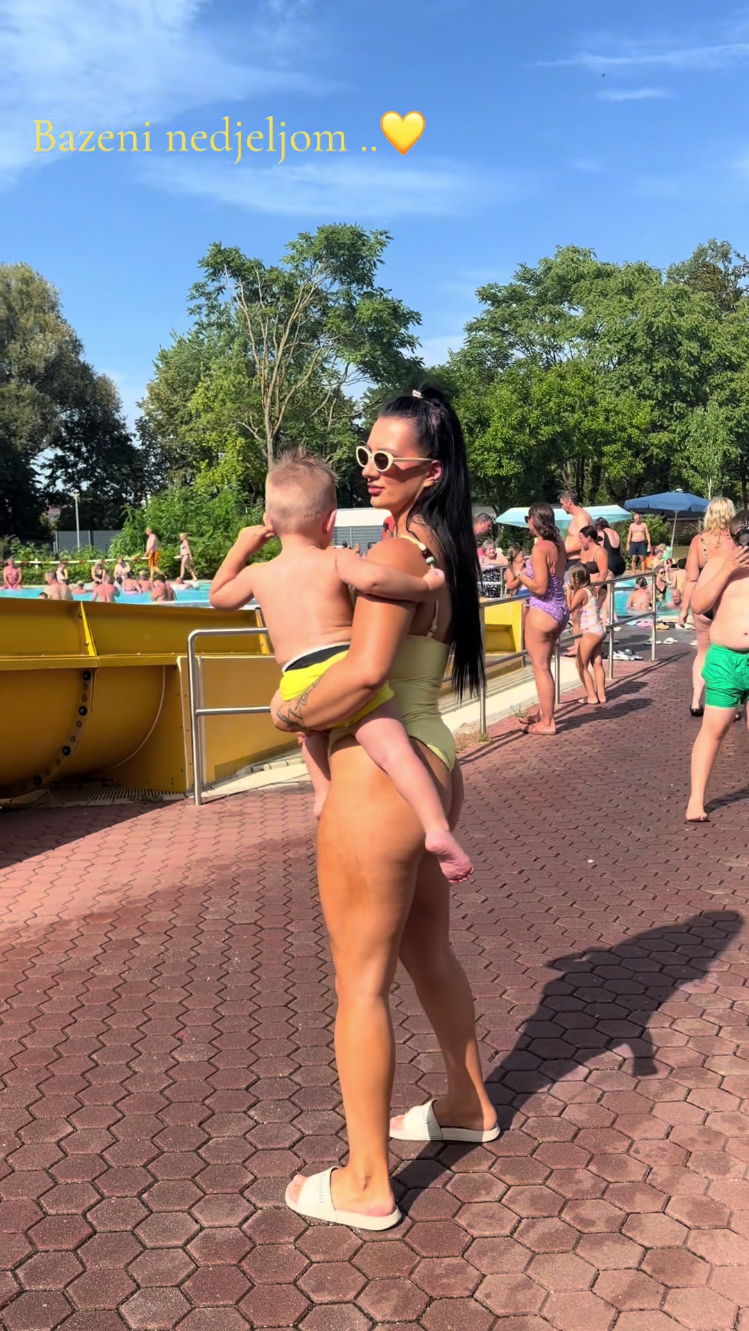 @mommyvanesaa