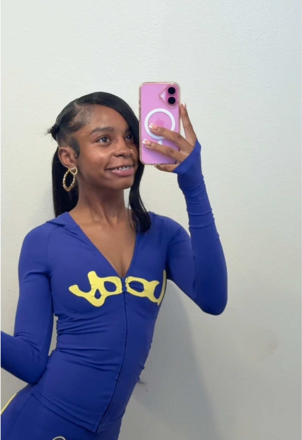 @ayiana