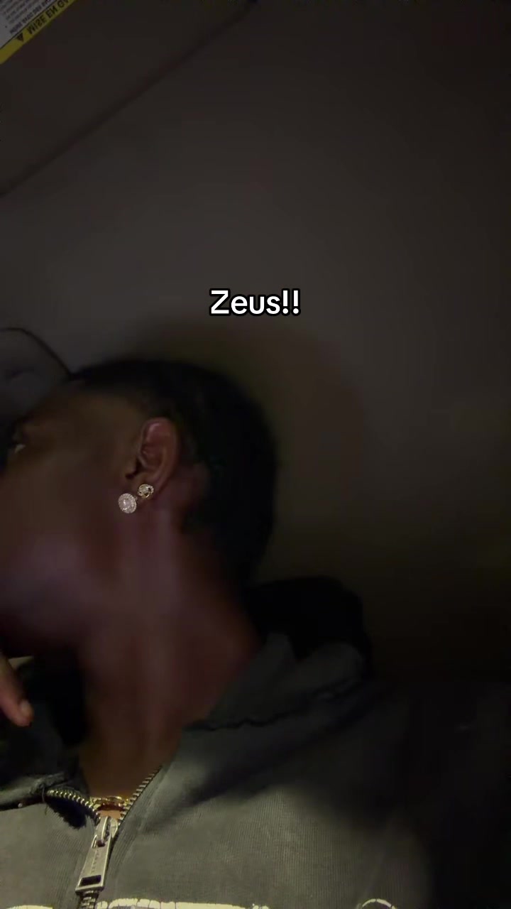 @~CJ~