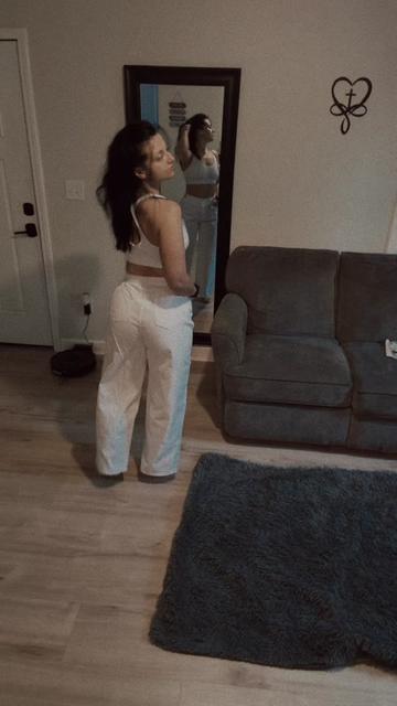 @Valya🖤