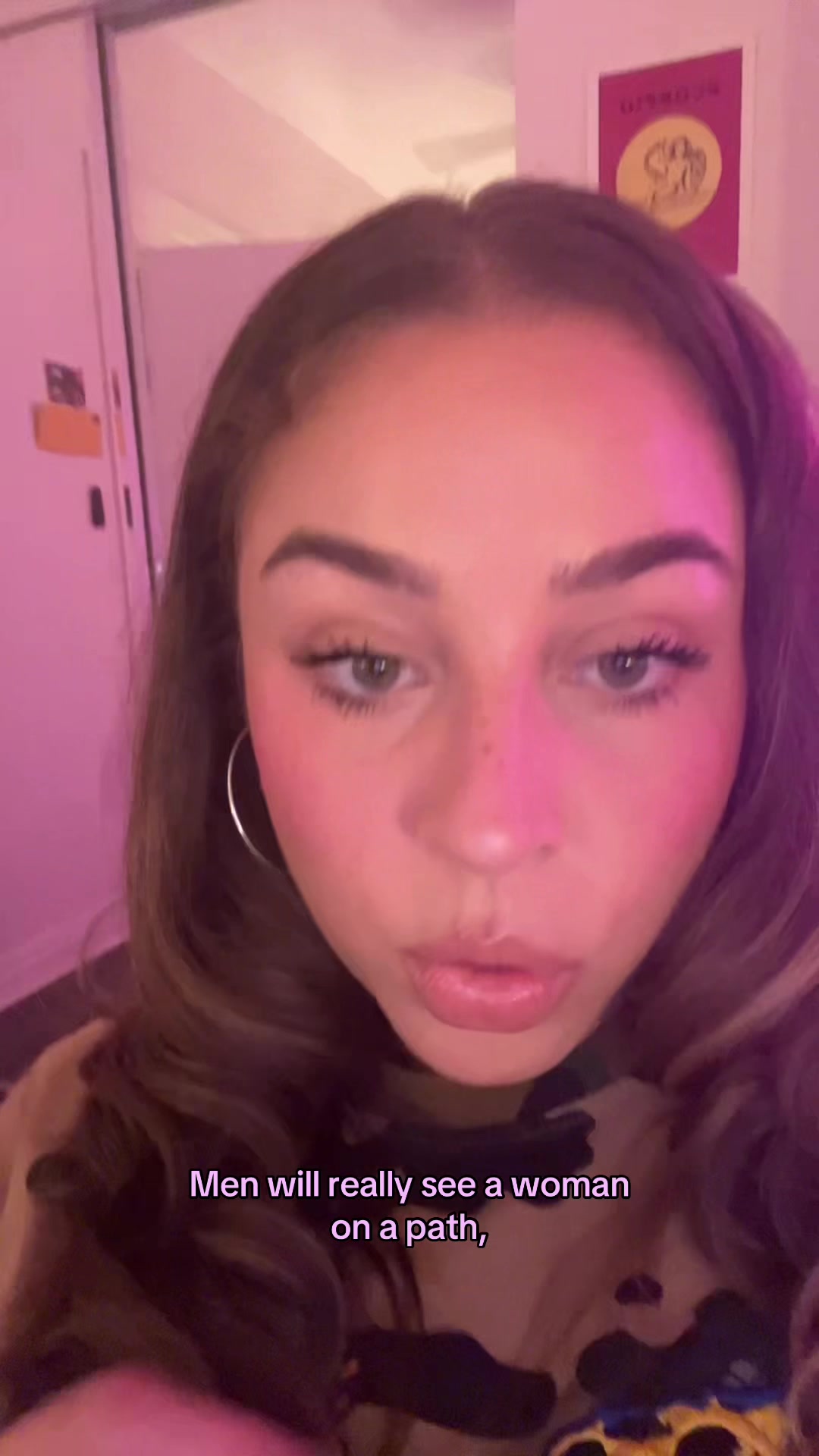@zoefromtheinternet
