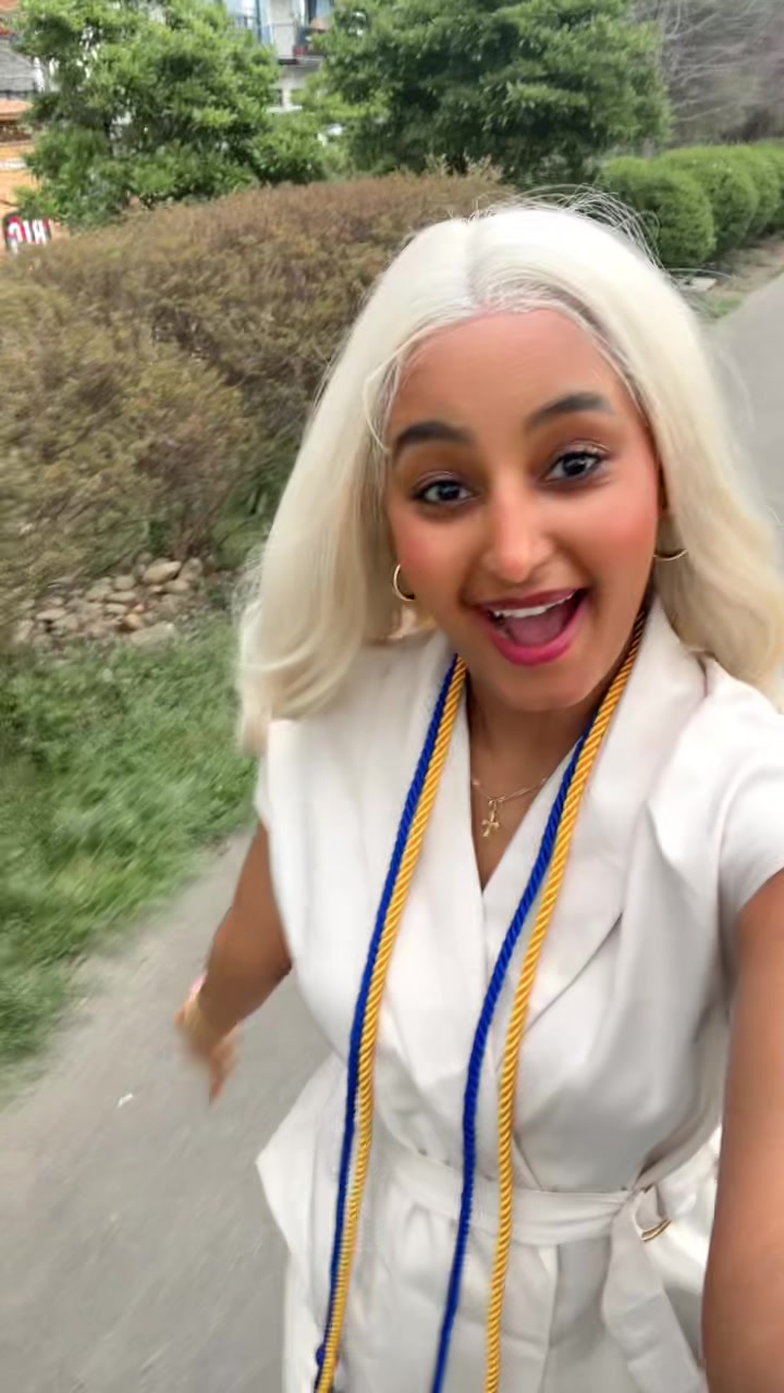 @Lidya