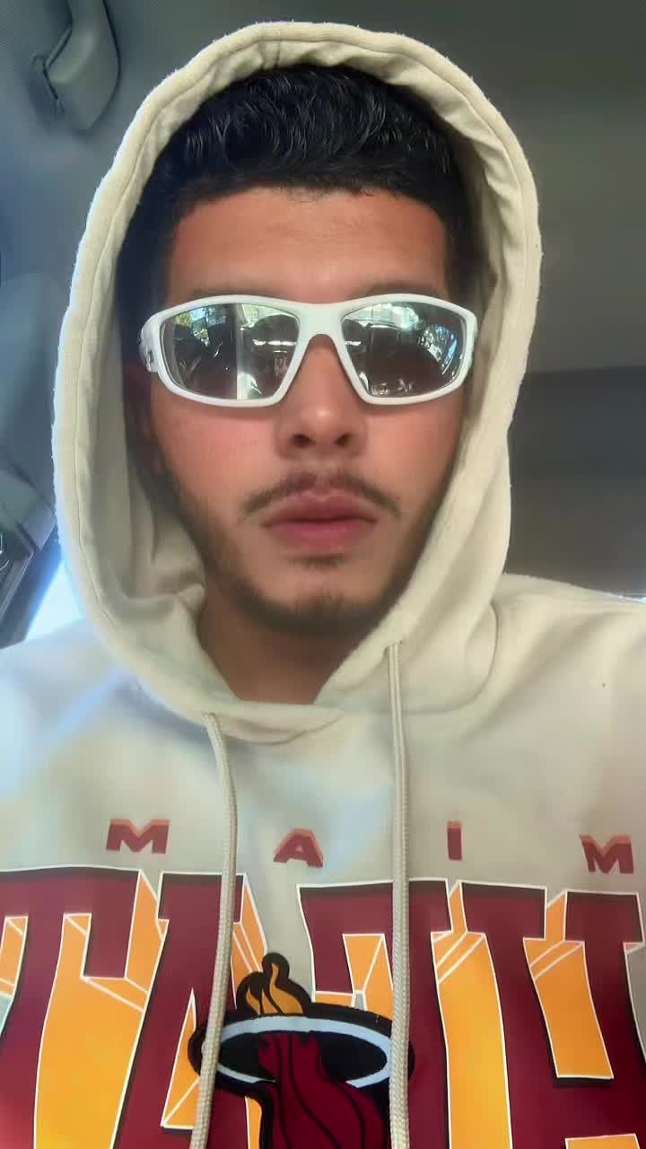 @Deglisj