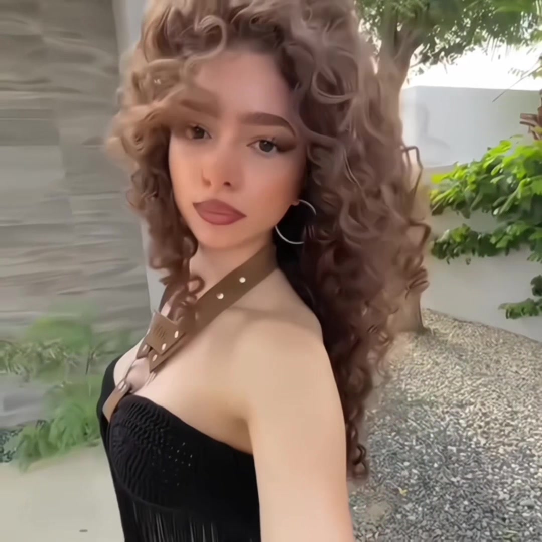 @Ellie ౨ৎ