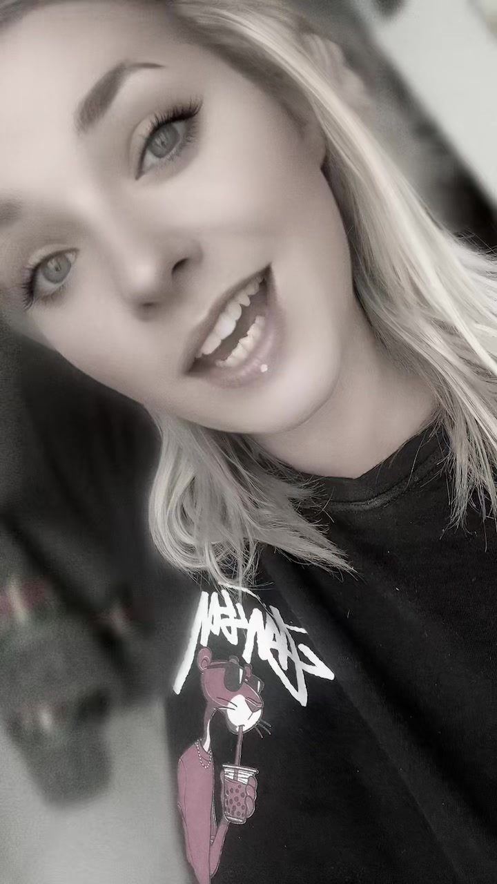 @⪼ℑ𝓮𝓼𝓼𝓲⪻