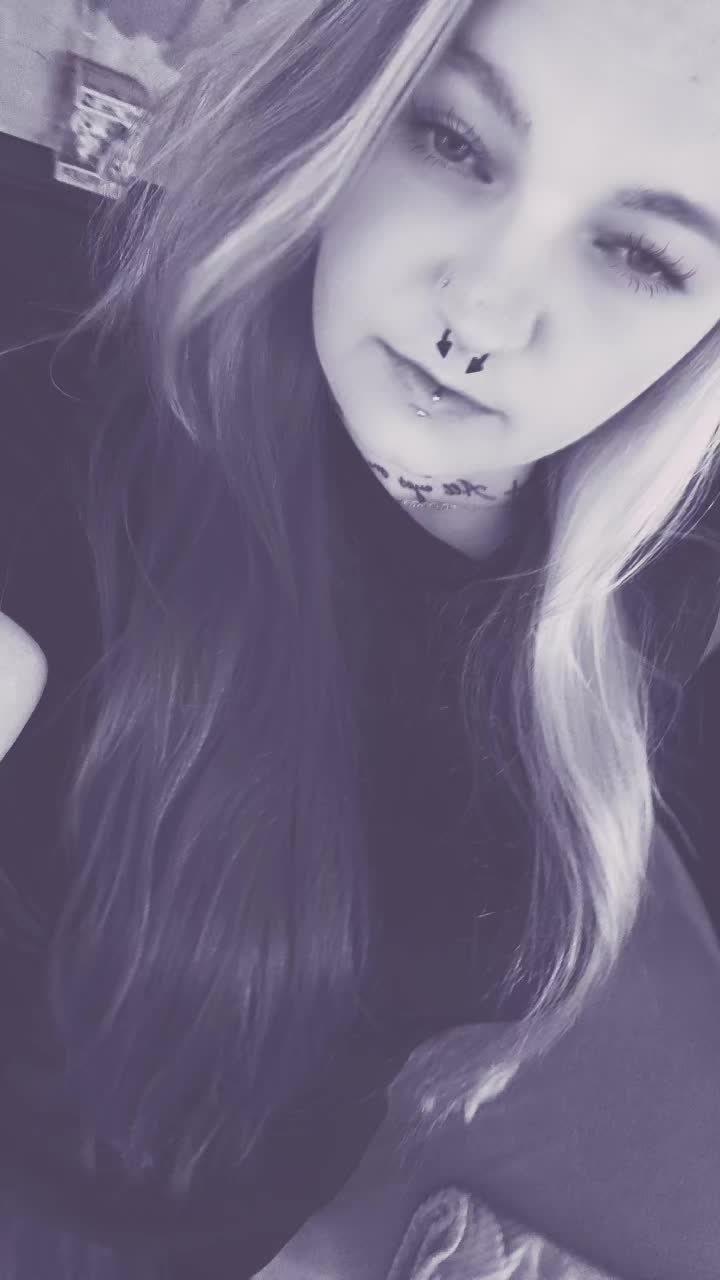 @★ Cᵣᵤₑₗₗₐ ★