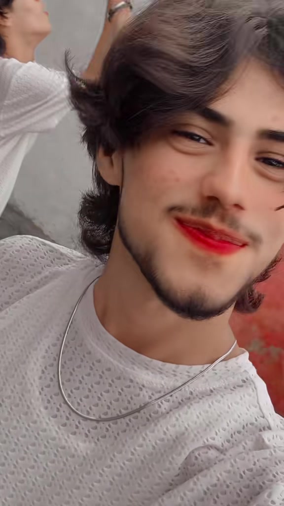 @UZZY🦂