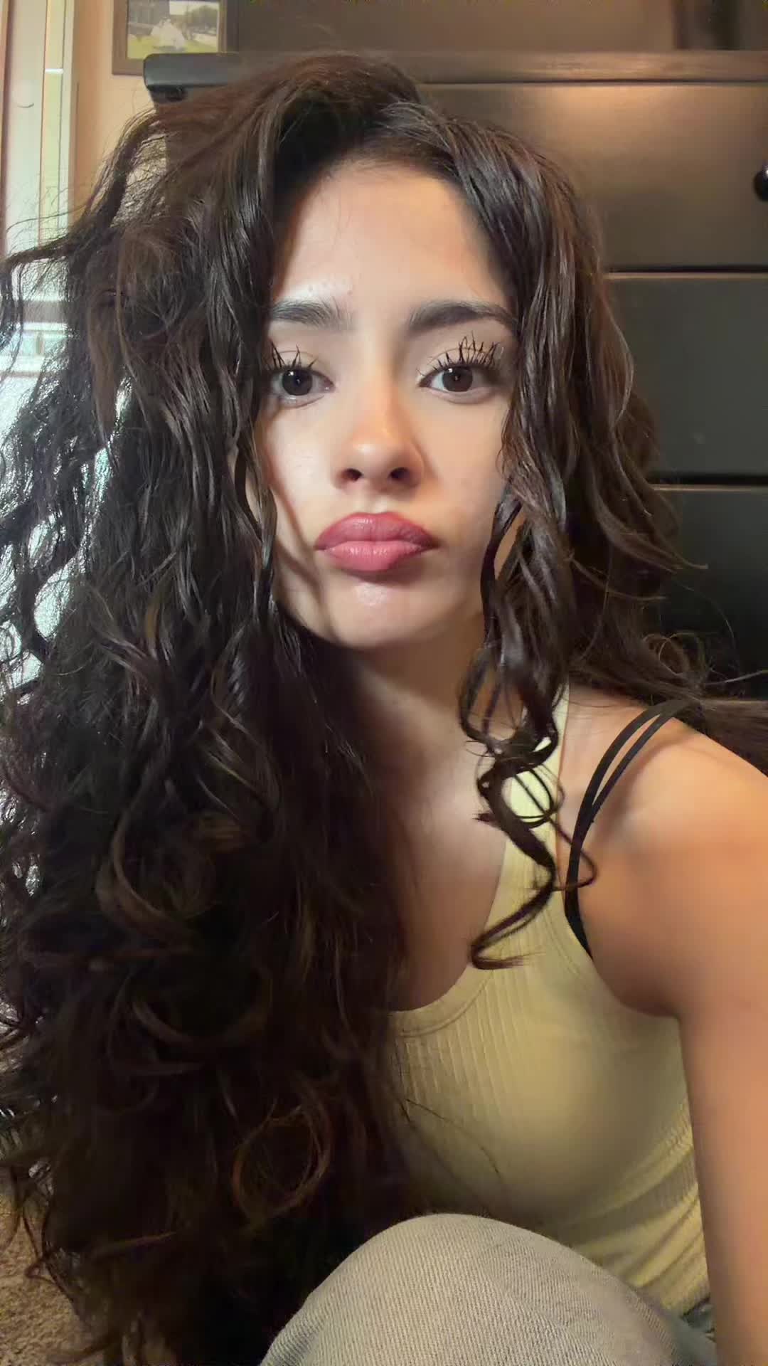 @Jdjdjsjksken