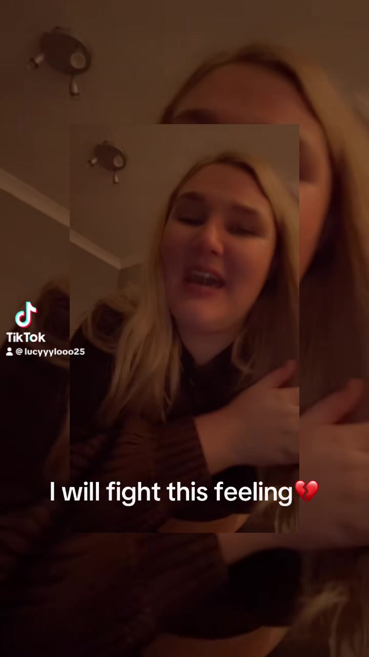 @lucyyylooo25