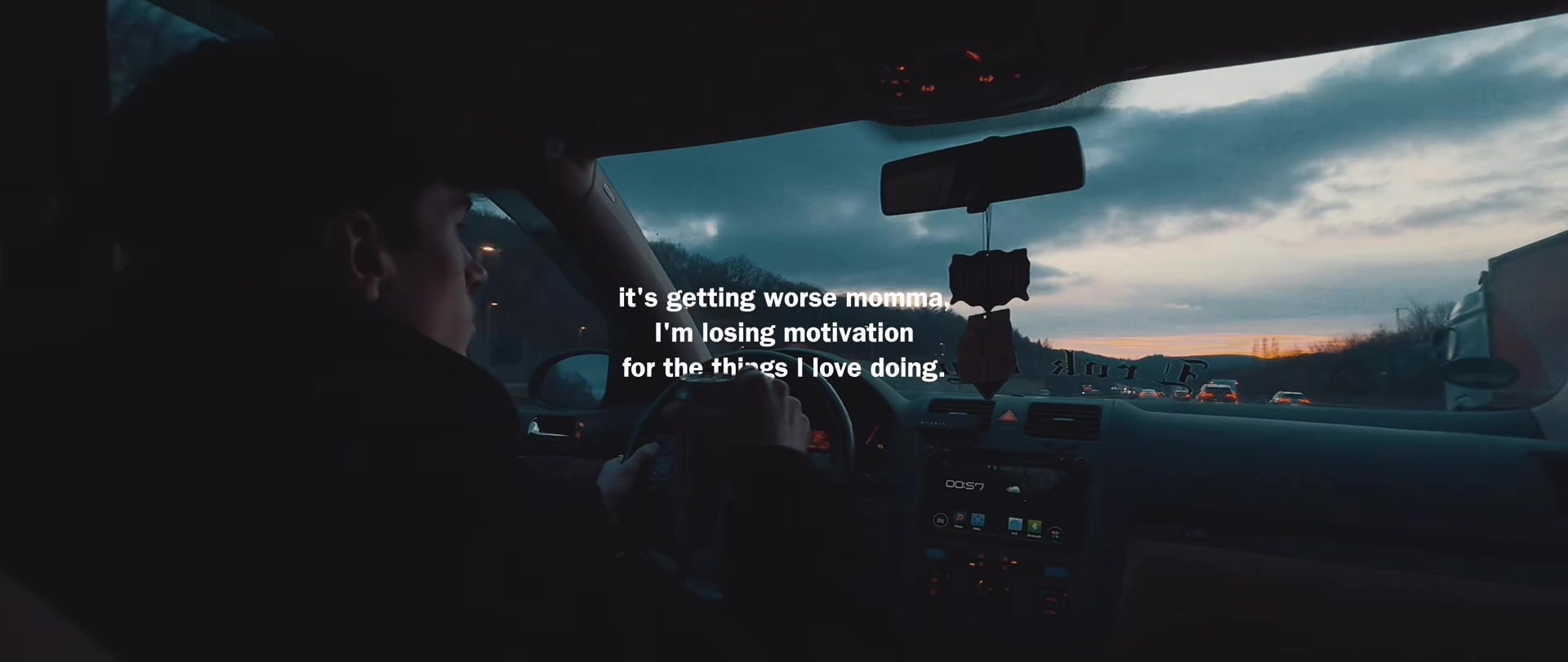 @♱