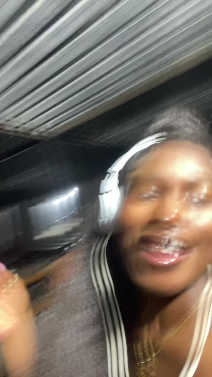 @Lindeka Zulu