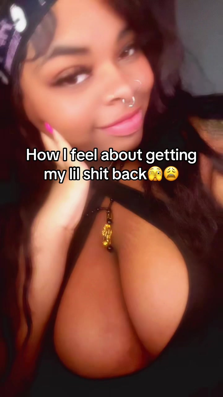 @KaylaBenz