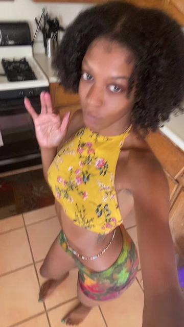 @toriolaaa