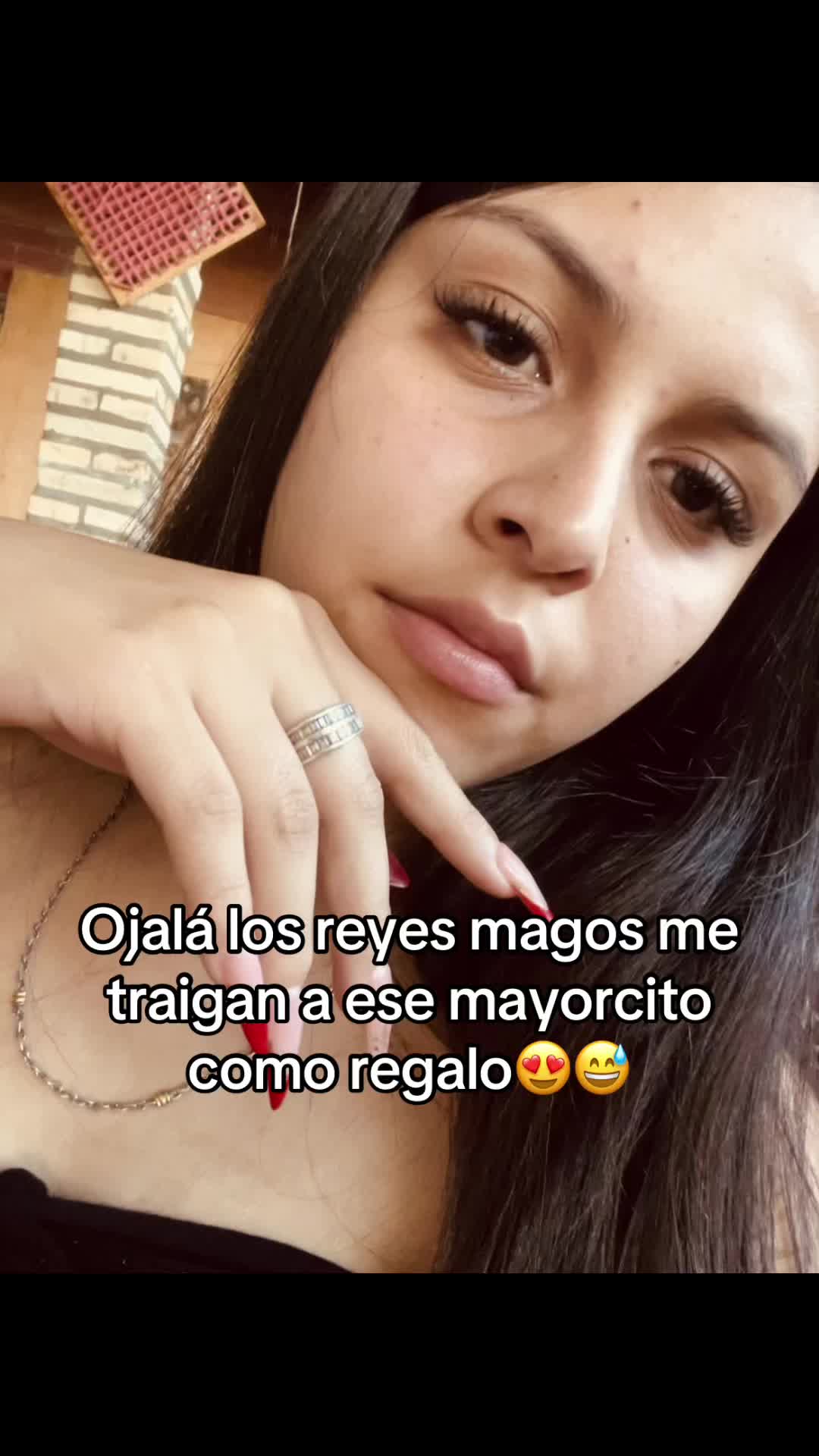 @🙎🏻&zwj;♀️