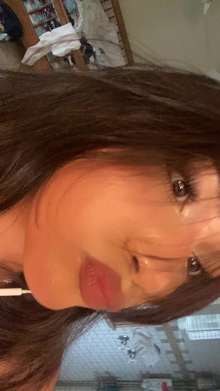 @d