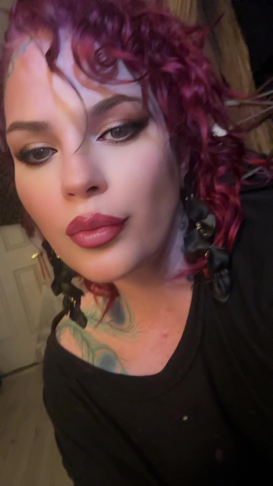 @CaptainBella