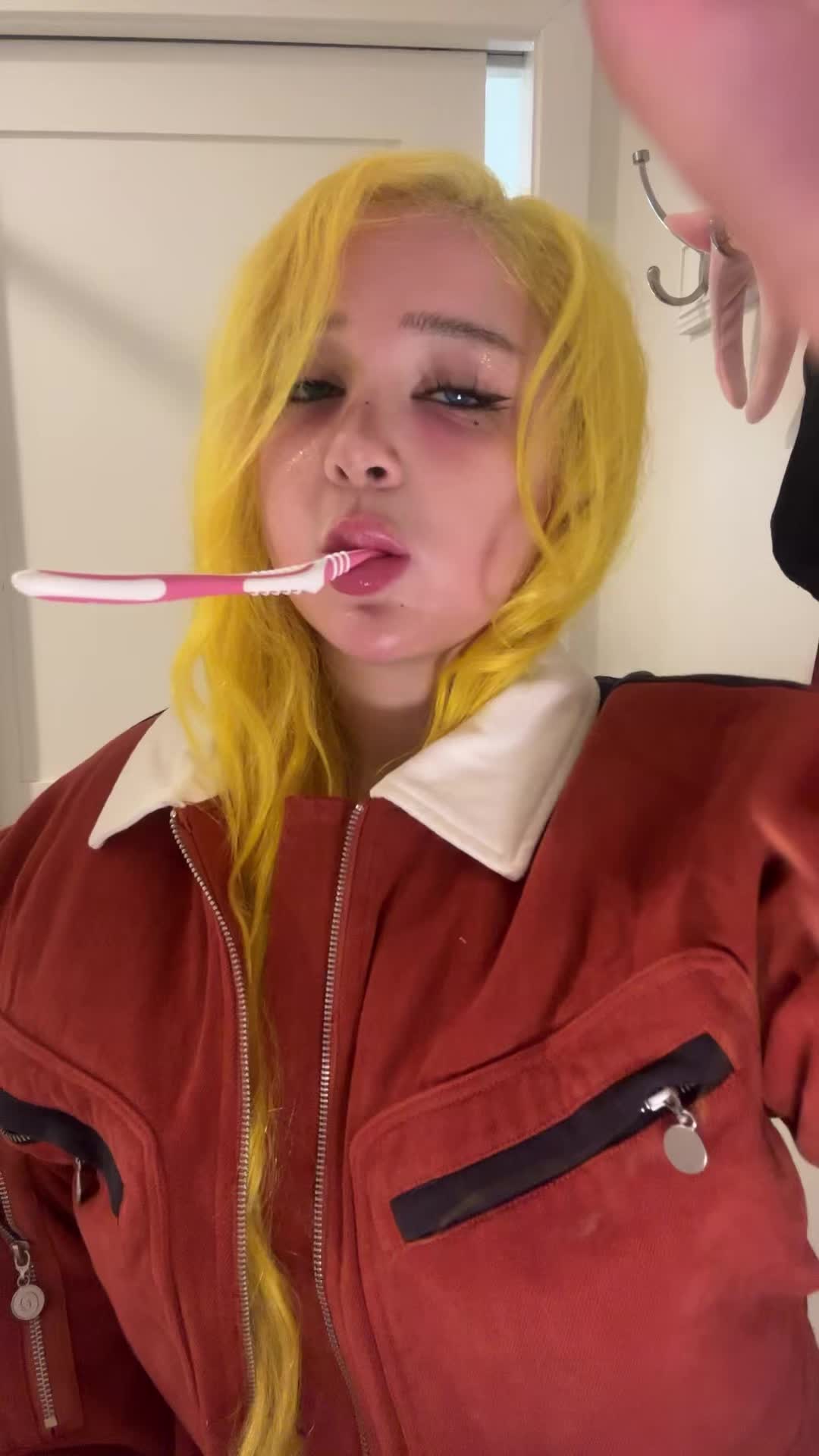 @Anoi
