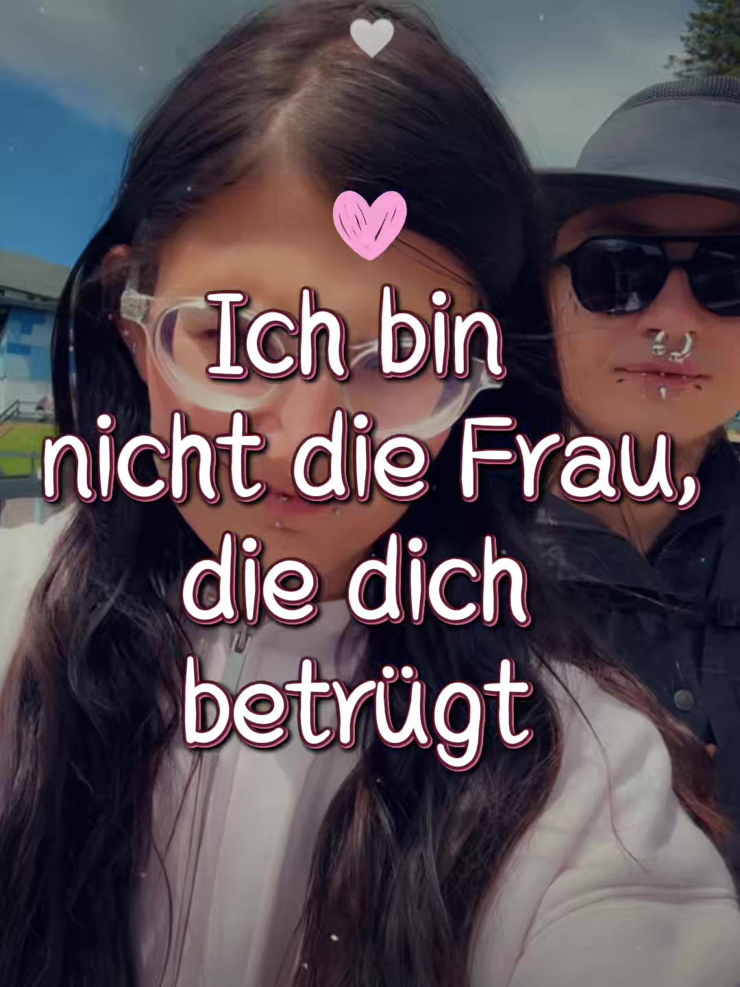 @ellamausi1