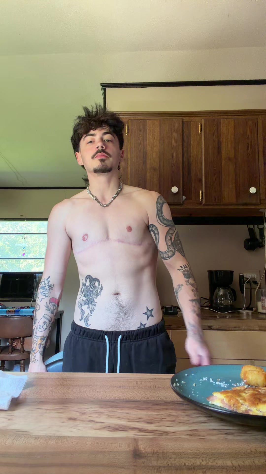 @justinnn🕷️