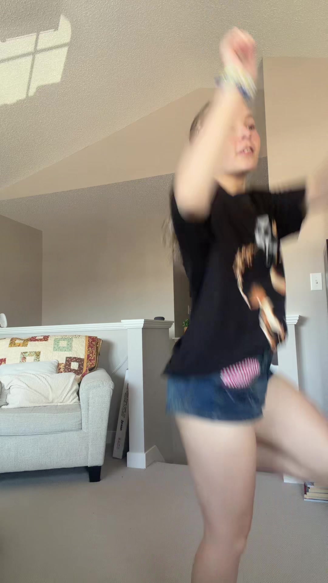 @hayley ྀིྀི⸆⸉✪