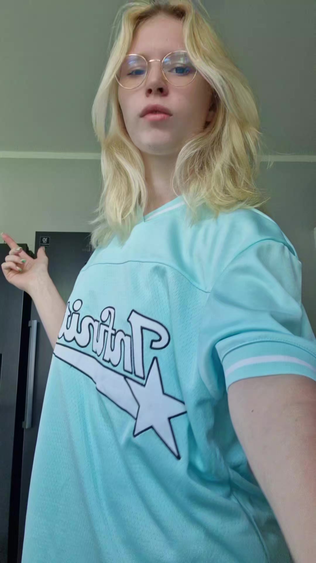 @leaslife18