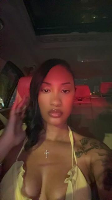 @janay ♡