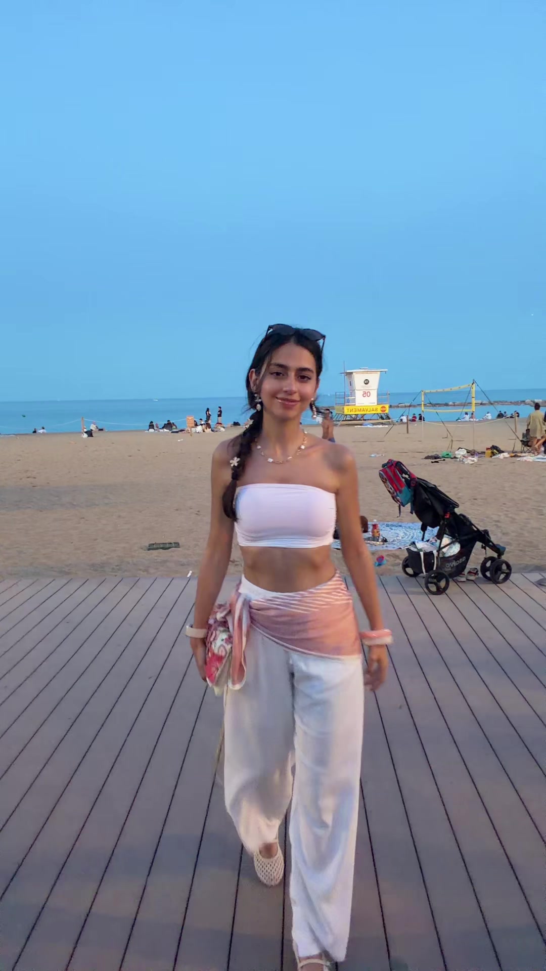 @Luna