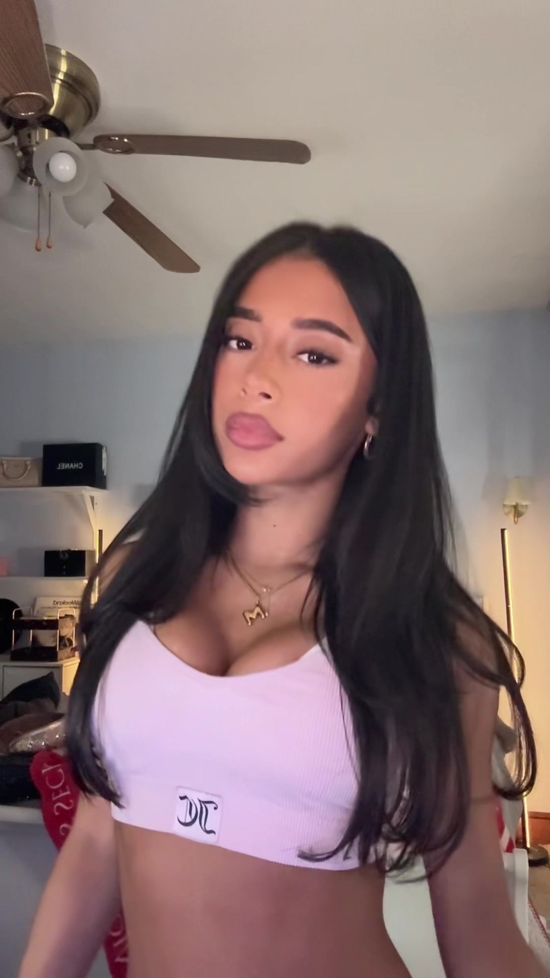 @M💋