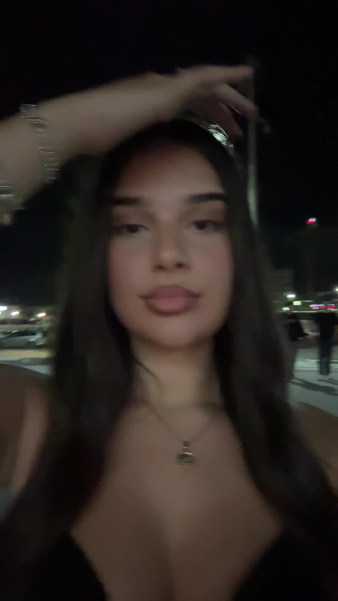 @𝚕𝚊𝚞𝚛𝚎𝚝𝚊