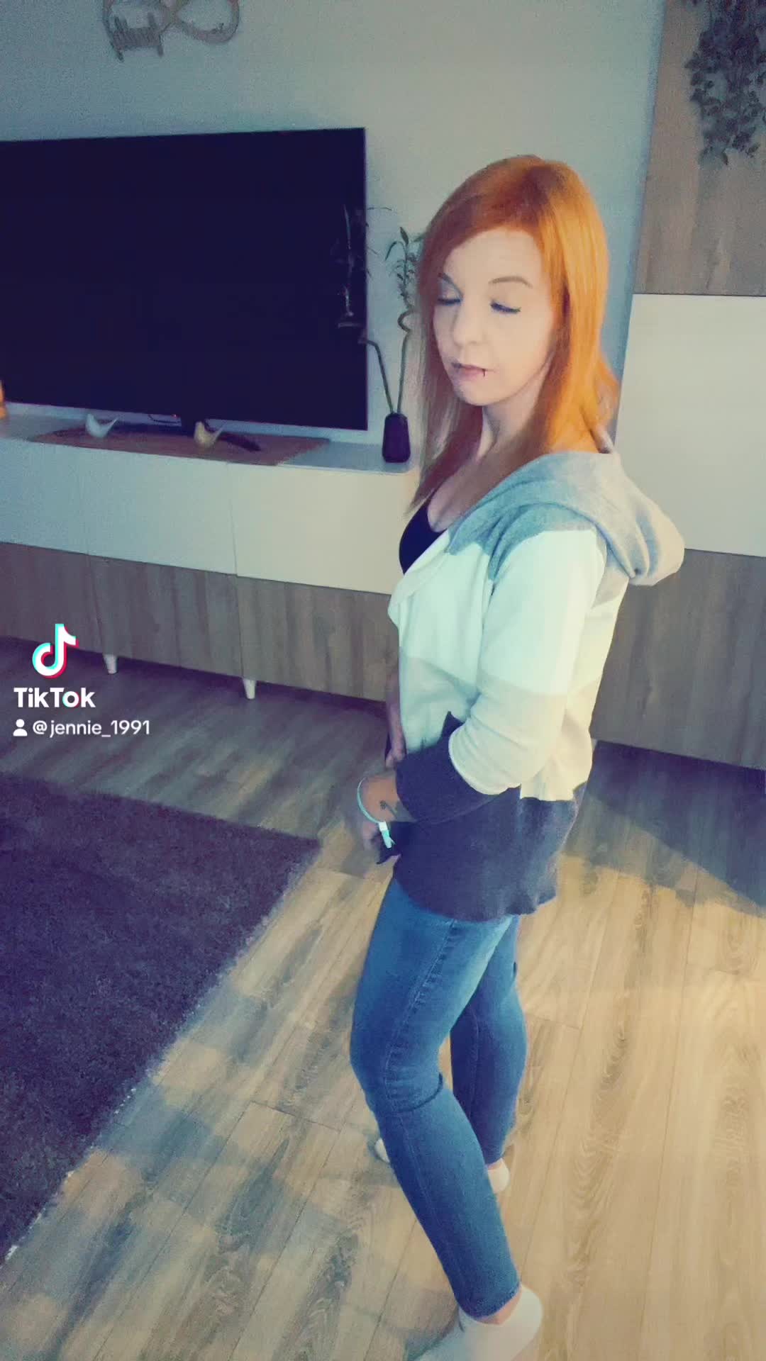 @Jennie