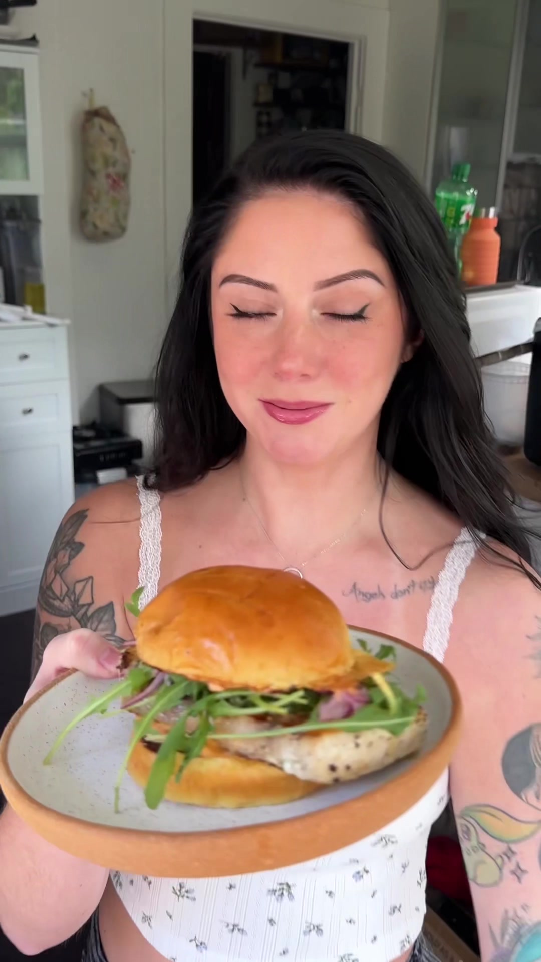 @sandwichcutiecat