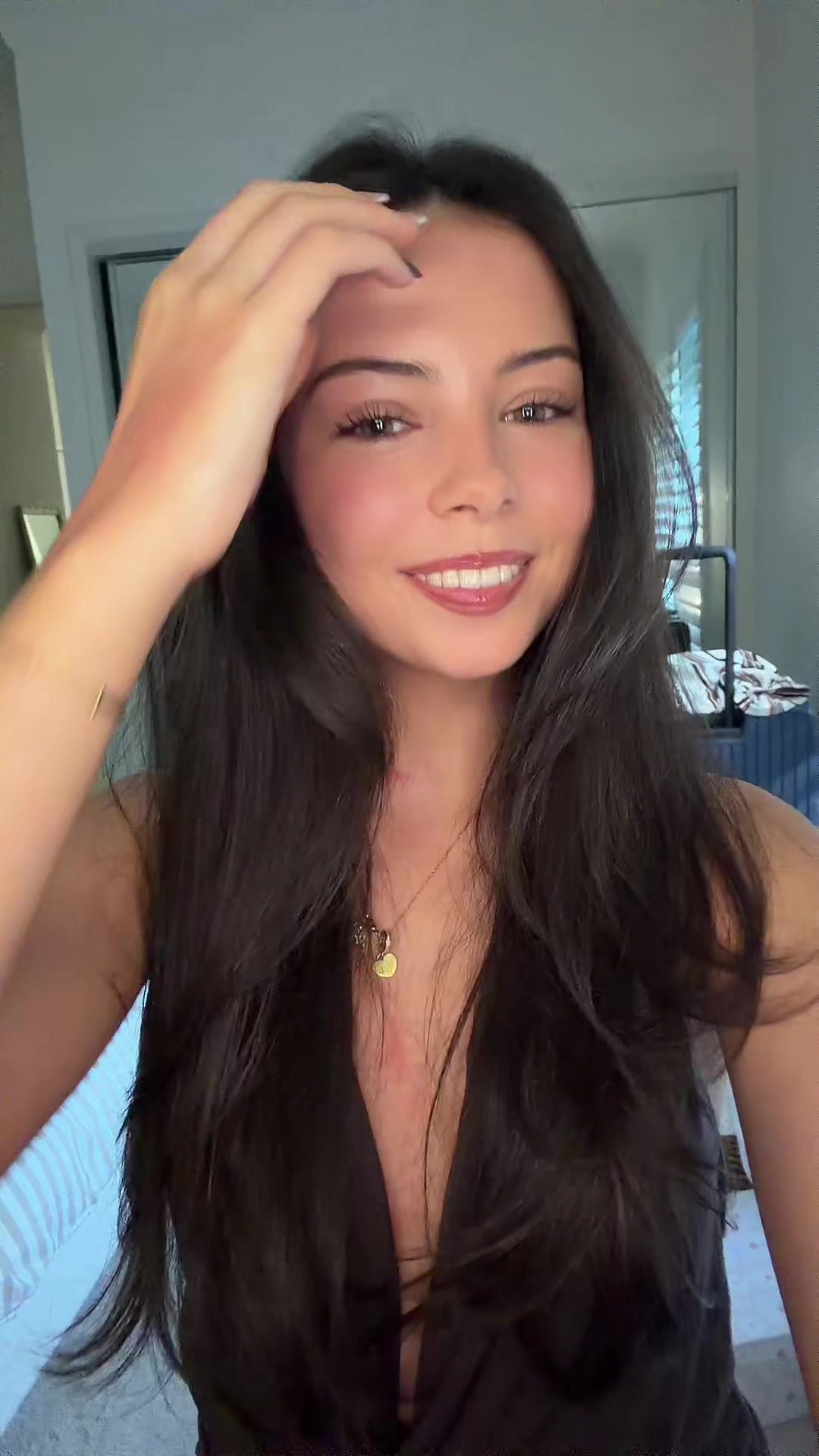 @Ava