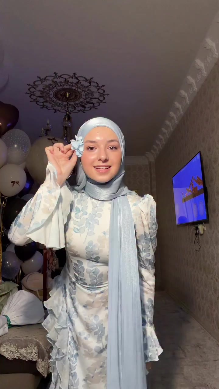 @Аиша Ханум
